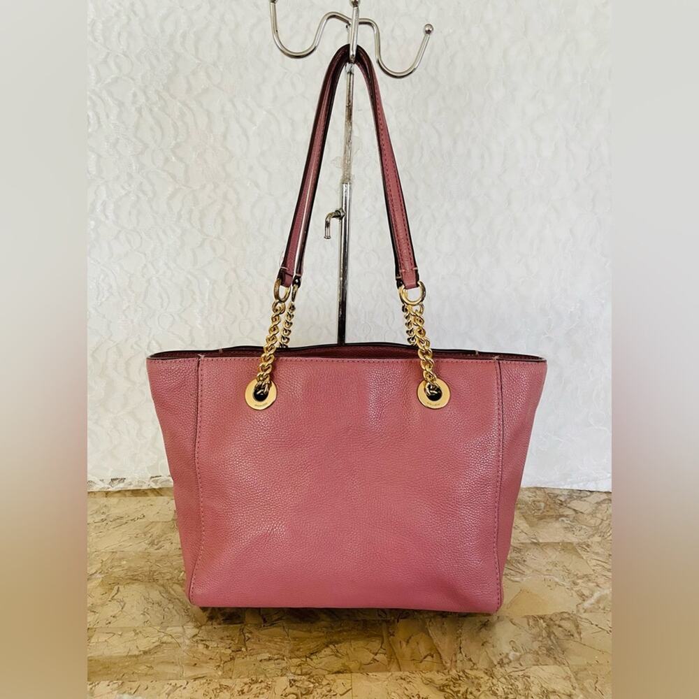 COACH Mauve pebble leather turn lock chain tote 27, shoulder bag - Picture 2 of 8